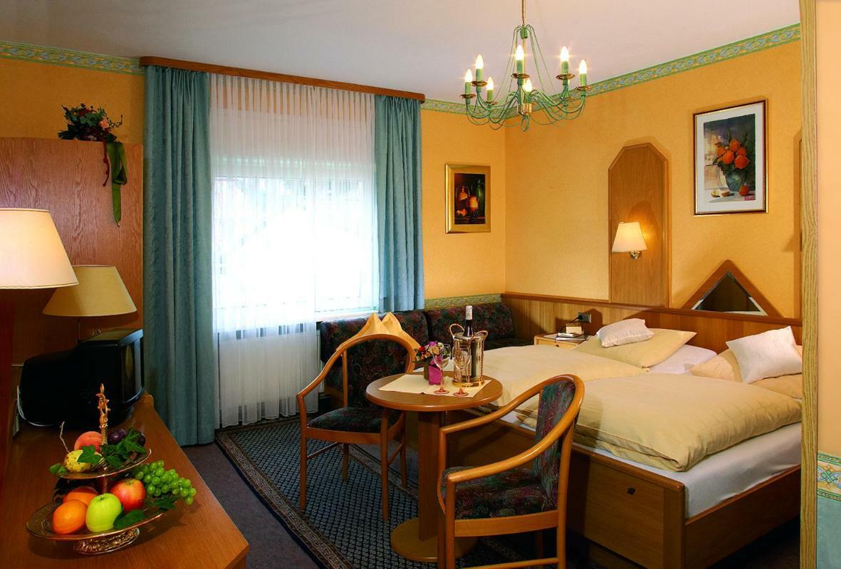 Gaestehaus Hotel Rheingraf Kamp-Bornhofen Kültér fotó